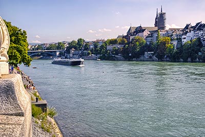 Basel/Schweiz mit Blick auf den Rhein
